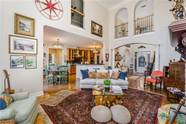 2819 Point Overlook, Gainesville, GA 30501