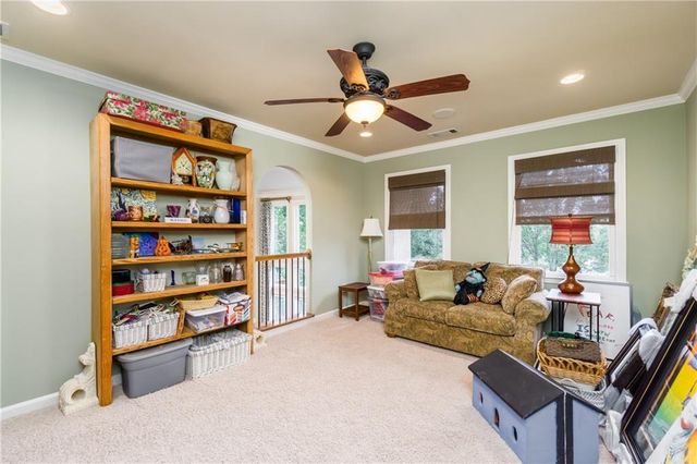 2819 Point Overlook, Gainesville, GA 30501