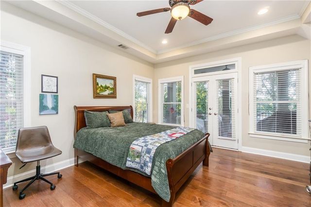 2819 Point Overlook, Gainesville, GA 30501