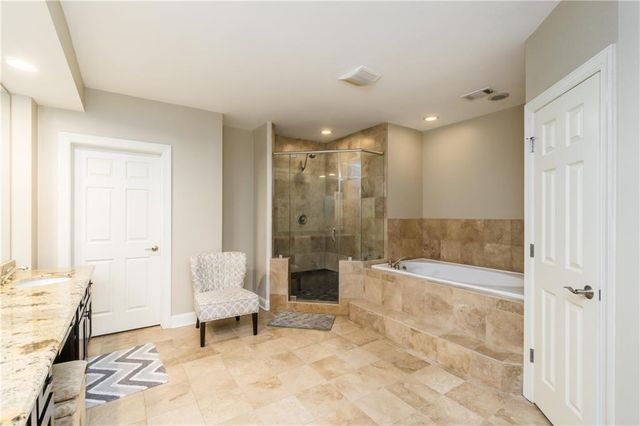 2819 Point Overlook, Gainesville, GA 30501