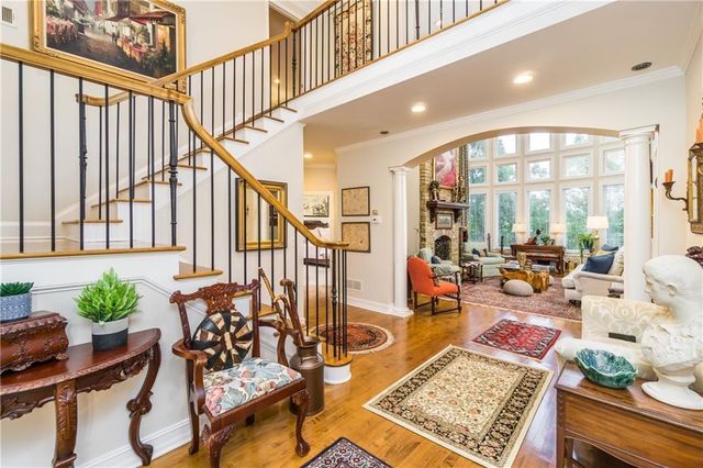 2819 Point Overlook, Gainesville, GA 30501