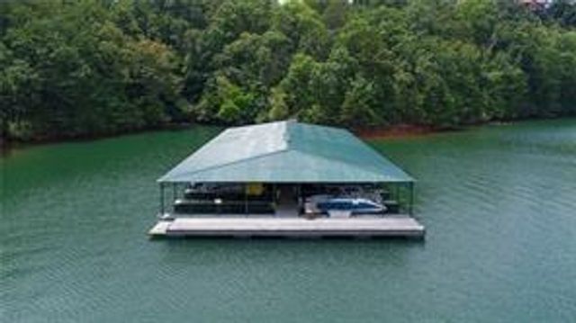 2819 Point Overlook, Gainesville, GA 30501