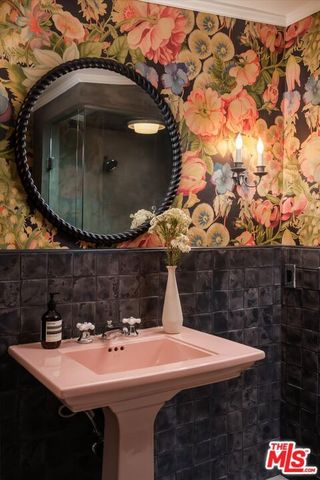 3627 Cody Road, Sherman Oaks, CA 91403