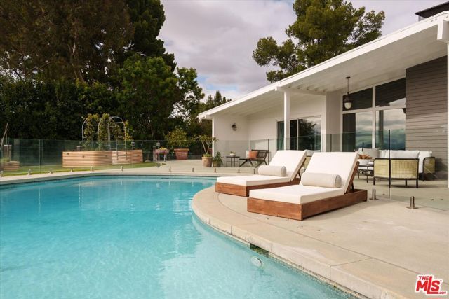 3627 Cody Road, Sherman Oaks, CA 91403