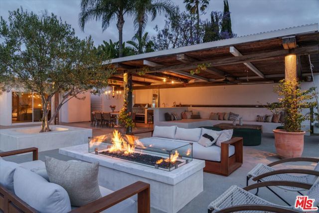 3627 Cody Road, Sherman Oaks, CA 91403