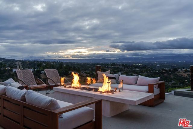 3627 Cody Road, Sherman Oaks, CA 91403