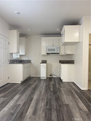 2284 Long Beach, Long Beach, CA 90806