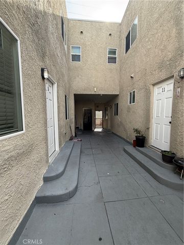 2284 Long Beach, Long Beach, CA 90806