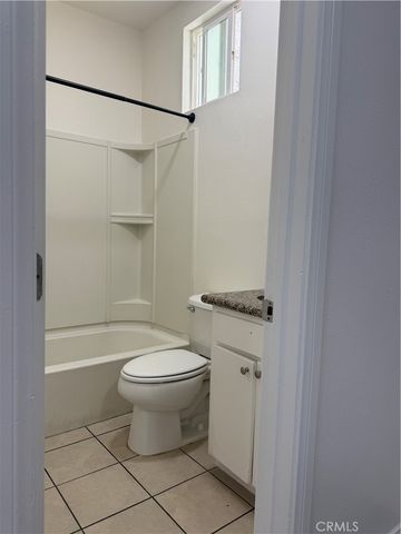 2284 Long Beach, Long Beach, CA 90806