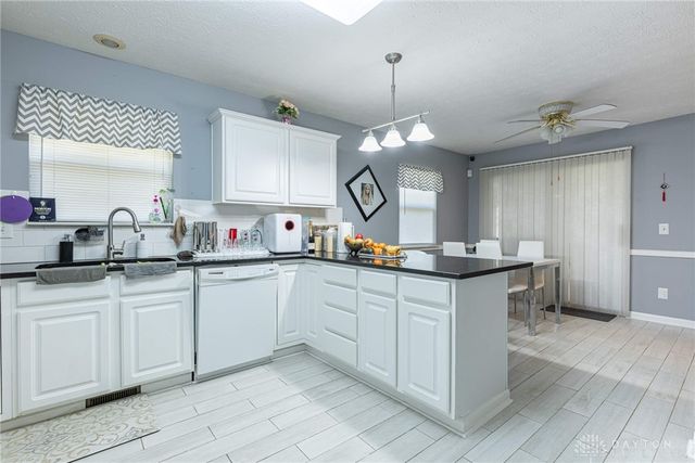 5685 Cottonwood Court, Dayton, OH 45424