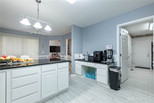 5685 Cottonwood Court, Dayton, OH 45424