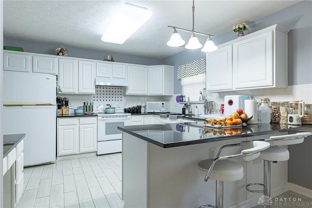 5685 Cottonwood Court, Dayton, OH 45424