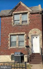 5400 TACKAWANNA STREET, Philadelphia, PA 19124
