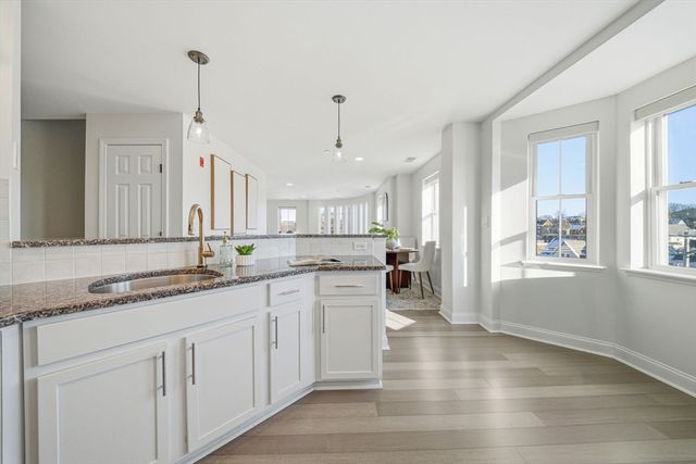 120 Wyllis Ave 401, Everett, MA 02149