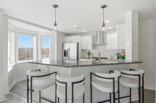 120 Wyllis Ave 401, Everett, MA 02149