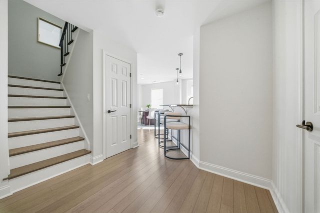 120 Wyllis Ave 401, Everett, MA 02149