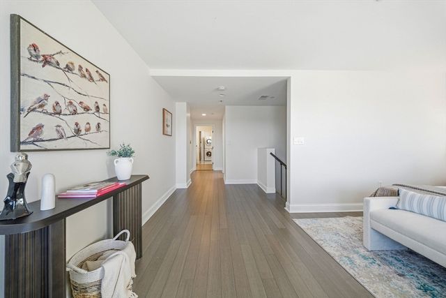 120 Wyllis Ave 401, Everett, MA 02149