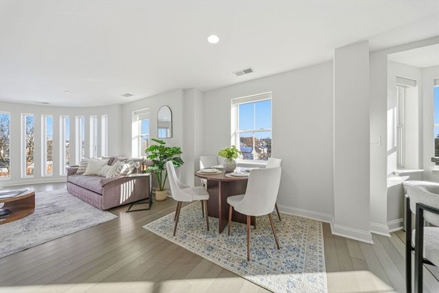 120 Wyllis Ave 401, Everett, MA 02149