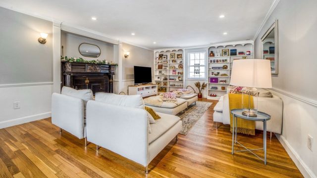 1 Bowditch Rd. SF, Boston, MA 02130