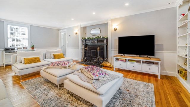 1 Bowditch Rd. SF, Boston, MA 02130