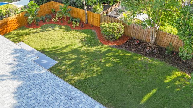 6210 SW 6th Street, Margate, FL 33068