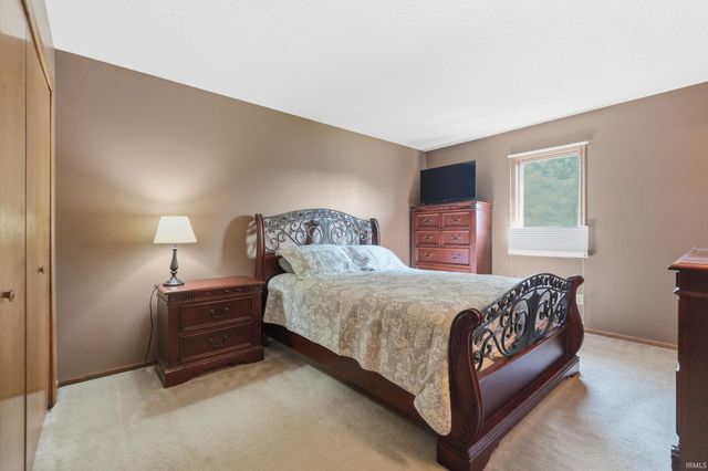 5310 Whitewater Pass, Fort Wayne, IN 46825
