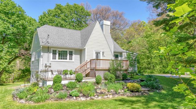 94 Smithtown Road, Fishkill, NY 12524
