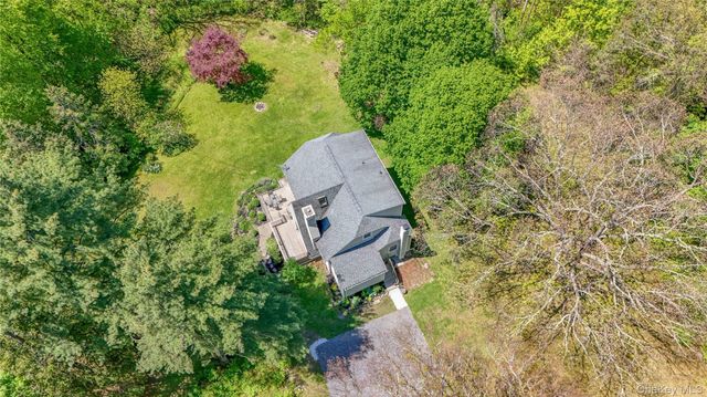 94 Smithtown Road, Fishkill, NY 12524
