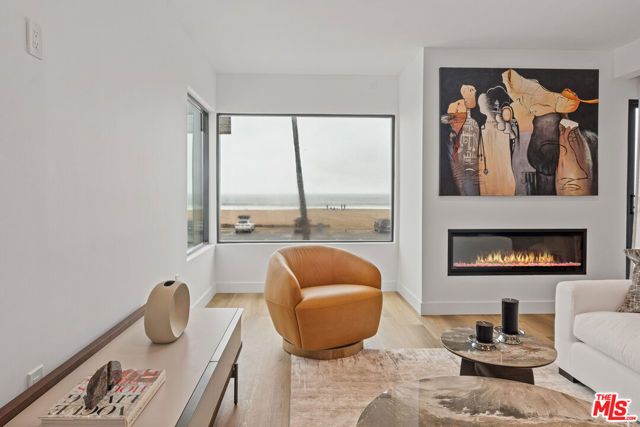3305 Ocean Front Walk 2, Marina Del Rey, CA 90292