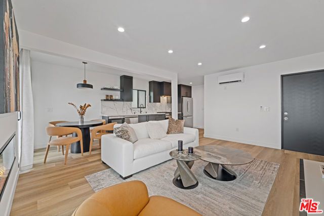 3305 Ocean Front Walk 2, Marina Del Rey, CA 90292