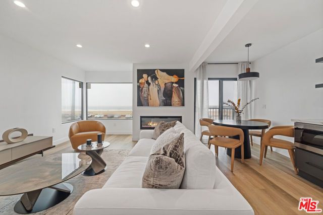 3305 Ocean Front Walk 2, Marina Del Rey, CA 90292