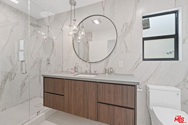 3305 Ocean Front Walk 2, Marina Del Rey, CA 90292