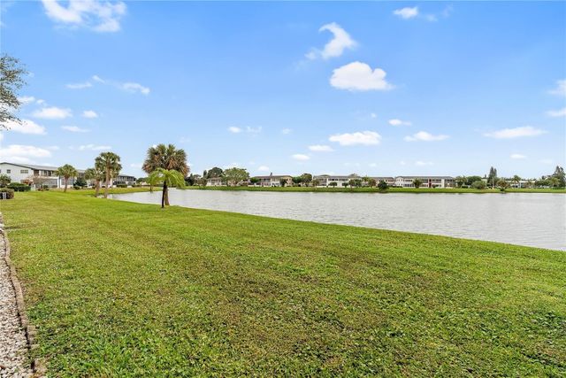 174 Chatham I I, West Palm Beach, FL 33417