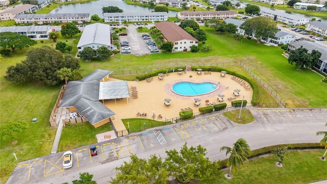 174 Chatham I I, West Palm Beach, FL 33417