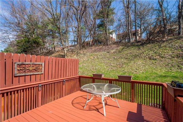 367 Murrays Lane, Castle Shannon, PA 15234