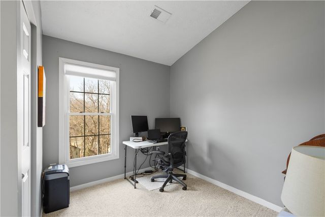 367 Murrays Lane, Castle Shannon, PA 15234