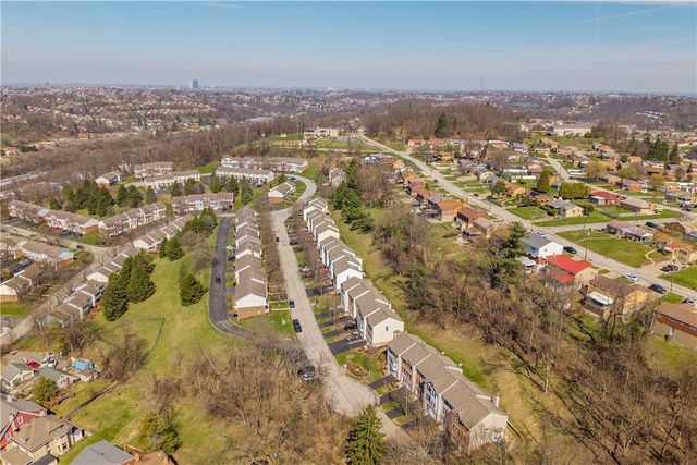 367 Murrays Lane, Castle Shannon, PA 15234