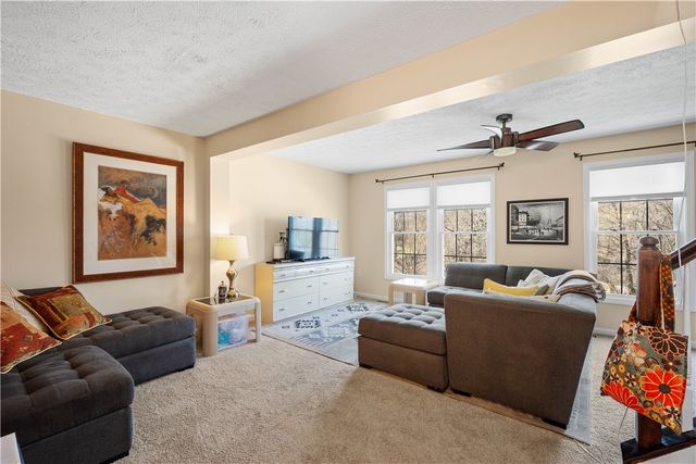 367 Murrays Lane, Castle Shannon, PA 15234