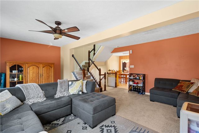 367 Murrays Lane, Castle Shannon, PA 15234