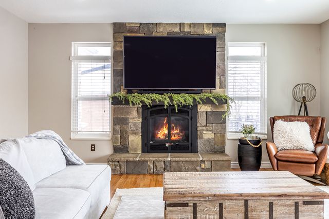 2403 E BEAR HILLS CIR, Draper, UT 84020