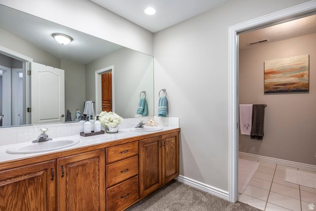 2403 E BEAR HILLS CIR, Draper, UT 84020