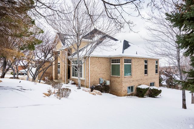 2403 E BEAR HILLS CIR, Draper, UT 84020