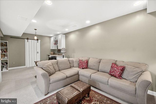 1000 RED HARVEST RD, Gambrills, MD 21054