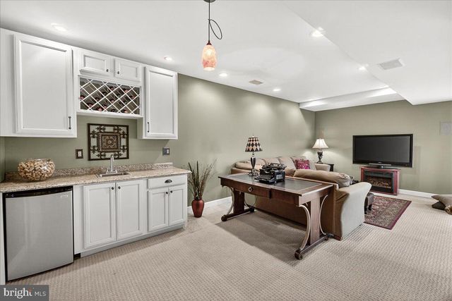 1000 RED HARVEST RD, Gambrills, MD 21054