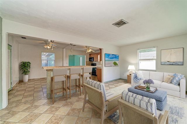 2508 14TH AVENUE W A & B, Bradenton, FL 34205