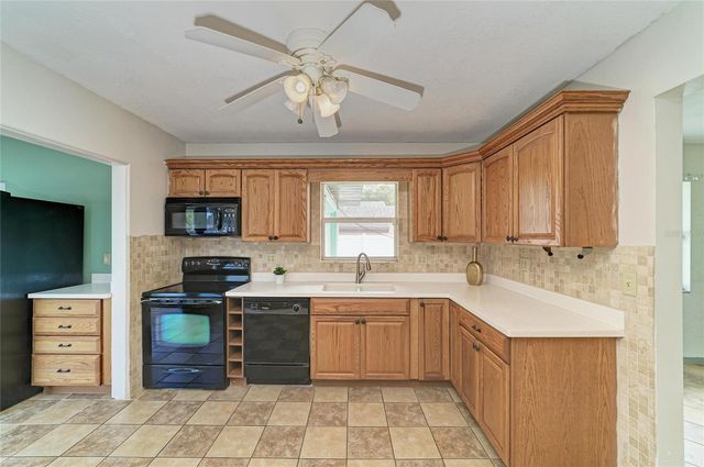 2508 14TH AVENUE W A & B, Bradenton, FL 34205