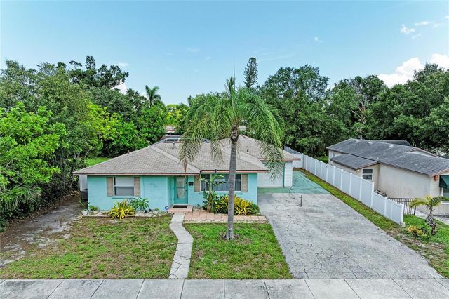 2508 14TH AVENUE W A & B, Bradenton, FL 34205