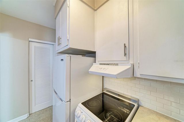 2508 14TH AVENUE W A & B, Bradenton, FL 34205