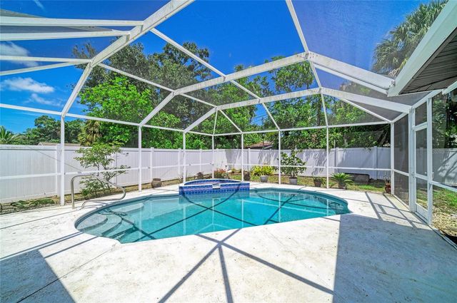 2508 14TH AVENUE W A & B, Bradenton, FL 34205
