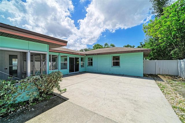 2508 14TH AVENUE W A & B, Bradenton, FL 34205